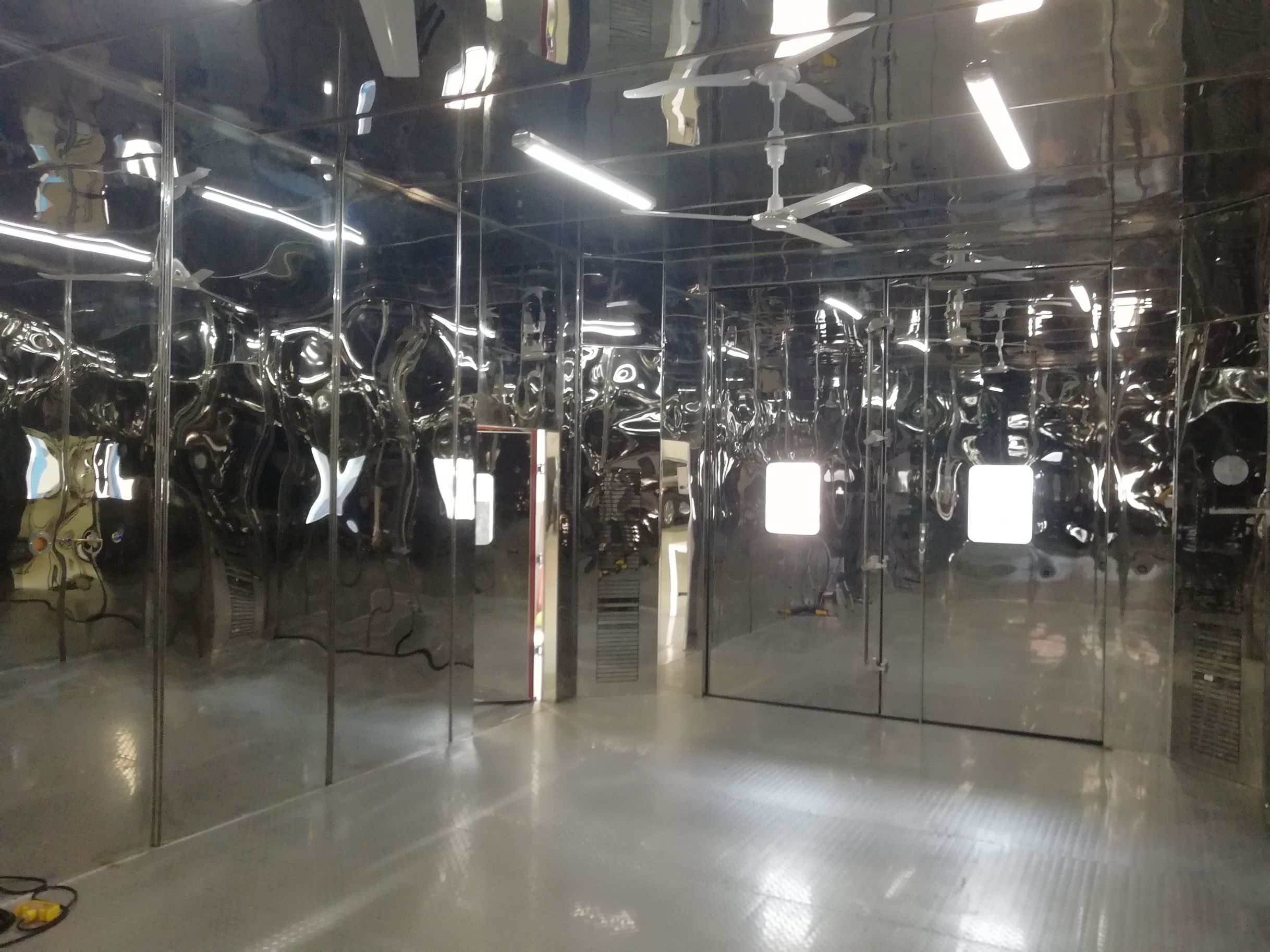 汽車(chē)整車(chē)voc環(huán)境測(cè)試艙內(nèi)部結(jié)構(gòu) 汽車(chē)整車(chē)voc環(huán)境測(cè)試艙內(nèi)部結(jié)構(gòu)