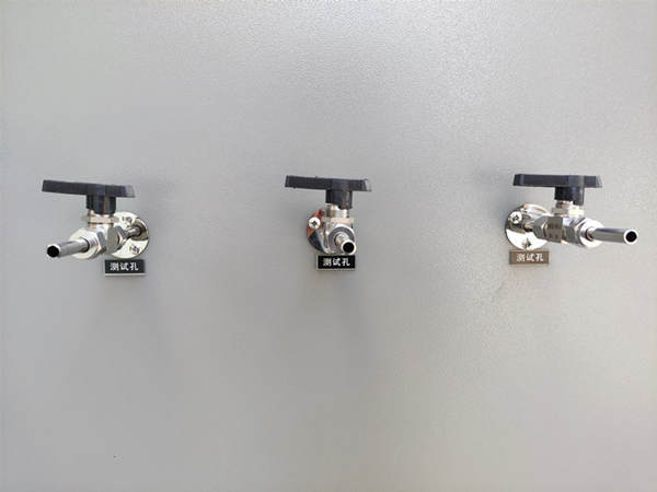 輕型車非金屬部件污染物蒸發(fā)排放艙試驗(yàn)過程(圖3)